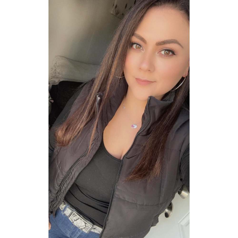 Meet your Posher, Angelica